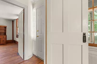10 Poquanticut Ave, Easton, MA 02334 - Photo 18