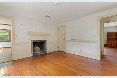 10 Poquanticut Ave, Easton, MA 02334 - Photo 10