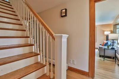 21 Preston St, Wakefield, MA 01880 - Photo 4