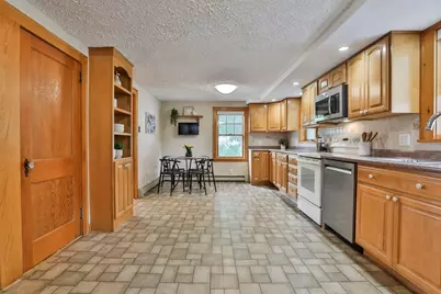 21 Preston St, Wakefield, MA 01880 - Photo 8