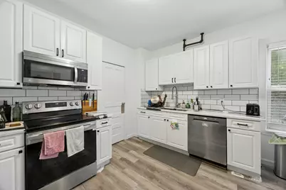 19 Englewood Avenue, Worcester, MA 01603 - Photo 10