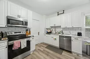 19 Englewood Ave, Worcester, MA 01603 - Photo 10