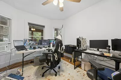 19 Englewood Avenue, Worcester, MA 01603 - Photo 6