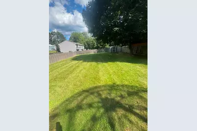 3325-L N Main St, Fall River, MA 02720 - Photo 8