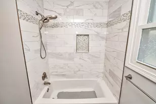 11 Coweeset Dr, Brockton, MA 02301 - Photo 20
