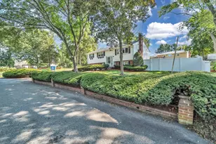 11 Coweeset Dr, Brockton, MA 02301 - Photo 4