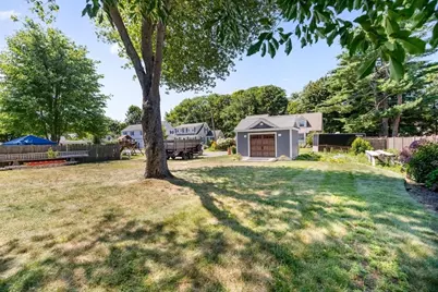 34 Heather St, Beverly, MA 01915 - Photo 24