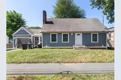 34 Heather St, Beverly, MA 01915 - Photo 2
