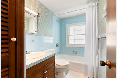 34 Heather St, Beverly, MA 01915 - Photo 18