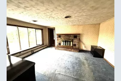 78 Edgewater Dr, Blackstone, MA 01504 - Photo 8