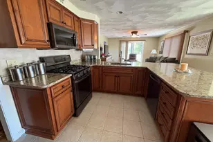 59 Walnut St, Revere, MA 02151 - Photo 6