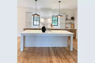 36 Lamson Ave, Belchertown, MA 01007 - Photo 2