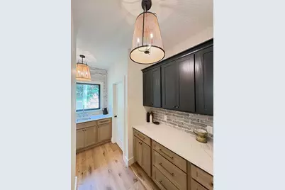 36 Lamson Ave, Belchertown, MA 01007 - Photo 12