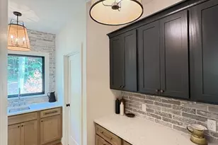 36 Lamson Ave, Belchertown, MA 01007 - Photo 12