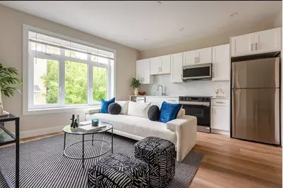 394 McGrath Hwy #102, Somerville, MA 02143 - Photo 2