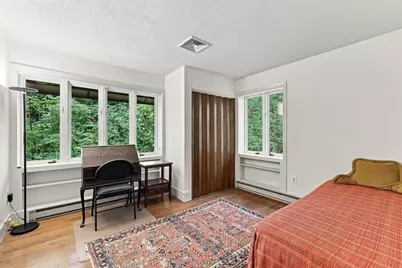 8 Morgan Cir, Amherst, MA 01002 - Photo 20