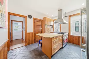 113 Antrim St, Cambridge, MA 02139 - Photo 6