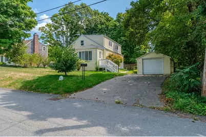 34 Hawthorne St, North Attleboro, MA 02760 - Photo 2