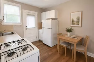 28 Edinboro, Quincy, MA 02169 - Photo 4