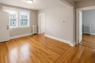 28 Edinboro, Quincy, MA 02169 - Photo 2