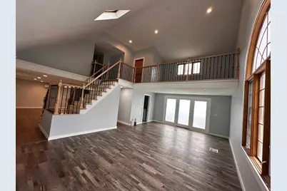10 Linwood St, Oxford, MA 01540 - Photo 2
