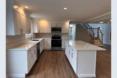 10 Linwood St, Oxford, MA 01540 - Photo 1