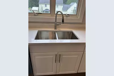 10 Linwood St, Oxford, MA 01540 - Photo 8