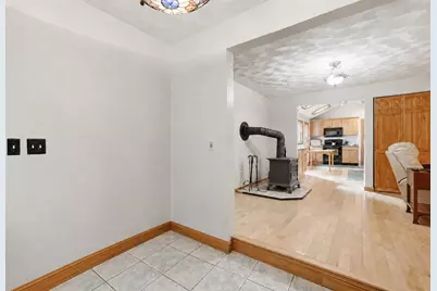 587 Main St, Boylston, MA 01505 - Photo 18