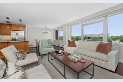 10 Hammond Pond Parkway #607, Newton, MA 02467 - Photo 2