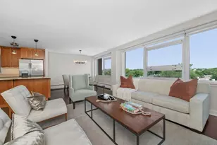 10 Hammond Pond Pkwy, Newton, MA 02467 - Photo 2
