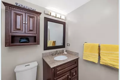 10 Hammond Pond Parkway #607, Newton, MA 02467 - Photo 18