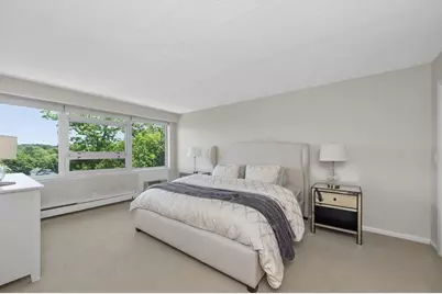 10 Hammond Pond Parkway #607, Newton, MA 02467 - Photo 14