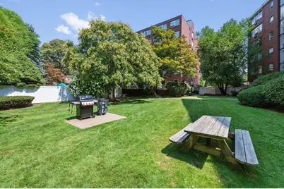 10 Hammond Pond Parkway #607, Newton, MA 02467 - Photo 22