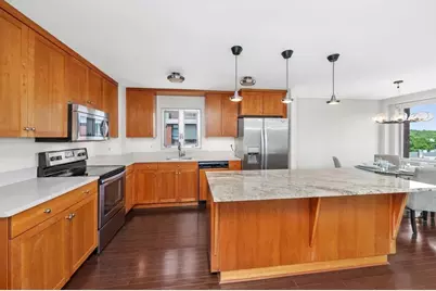 10 Hammond Pond Parkway #607, Newton, MA 02467 - Photo 12