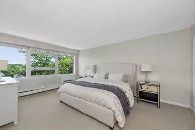 10 Hammond Pond Parkway #607, Newton, MA 02467 - Photo 14