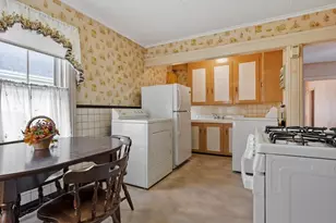 20 Orient St, Worcester, MA 01604 - Photo 12