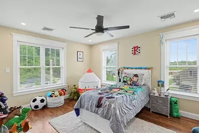 19 Katherine St, Acushnet, MA 02743 - Photo 28