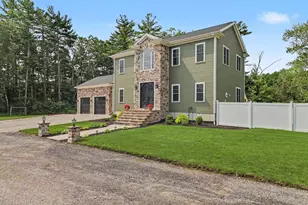 19 Katherine St, Acushnet, MA 02743 - Photo 2