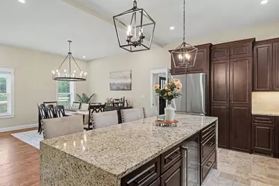 19 Katherine St, Acushnet, MA 02743 - Photo 8