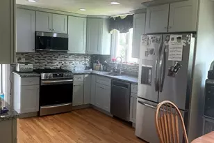 14 Yale Dr, Milford, MA 01757 - Photo 4