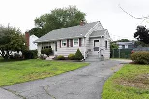 24 Hanson St, Brockton, MA 02302 - Photo 2