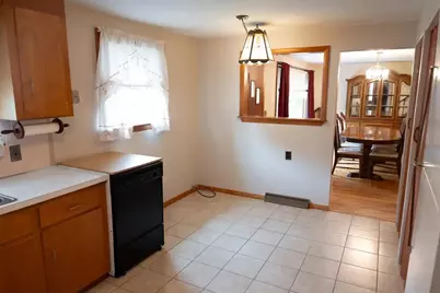 24 Hanson St, Brockton, MA 02302 - Photo 4