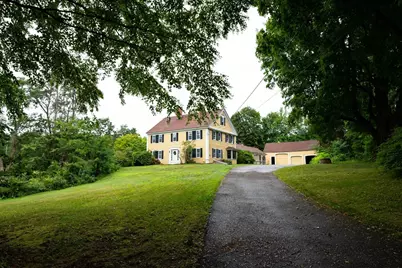106 Beal St, Lunenburg, MA 01462 - Photo 2