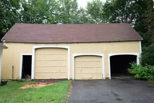 106 Beal St, Lunenburg, MA 01462 - Photo 4