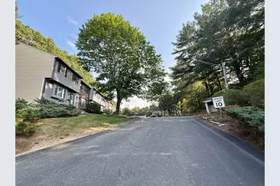 3 Treetop Ln #8, Kingston, MA 02364 - Photo 4