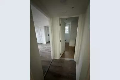 126 Lincoln St #1L, Worcester, MA 01605 - Photo 4