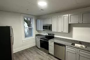 126 Lincoln St, Worcester, MA 01605 - Photo 2