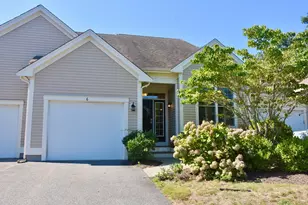 6 Chadwick Ct, Mashpee, MA 02649 - Photo 2