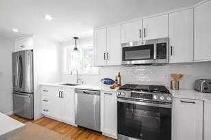 67 Montgomery Rd, Swansea, MA 02777 - Photo 12