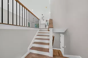 24 Edith Dr, Tewksbury, MA 01876 - Photo 4